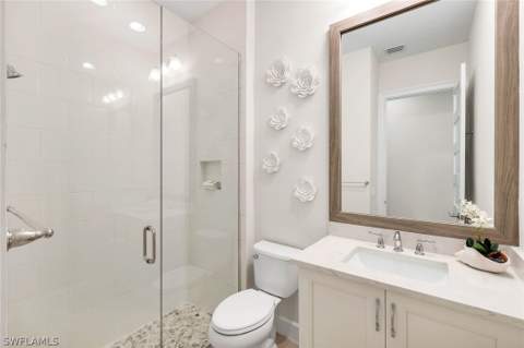 5715 Clarendon Dr, Naples FL - photo 12 of 21