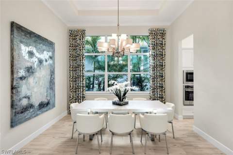 5715 Clarendon Dr, Naples FL - photo 6 of 21