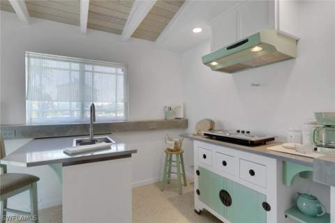 1278 Rainbow Ct, Naples FL - photo 11 of 46
