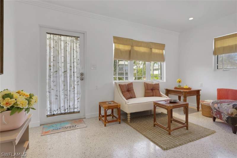 2 bedroom SingleFamilyResidence at 1290 Venetian Way, Gulf Harbor, Naples — photo 5