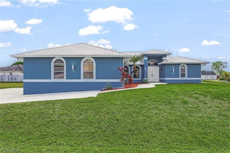 4 bedroom SingleFamilyResidence at 6861 Cadet Ave, Buckingham Air Park, Fort Myers — photo 2