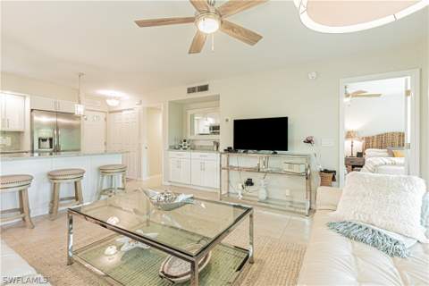 746 Eagle Creek Dr W 104, Naples FL - photo 16 of 17