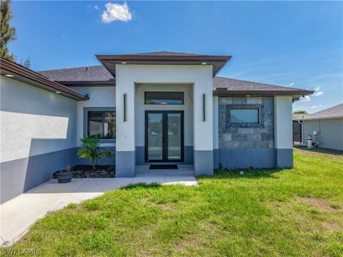 427 NW 7th Ave, Cape Coral FL - photo 10 of 50