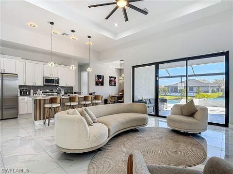 427 NW 7th Ave, Cape Coral FL - photo 13 of 50