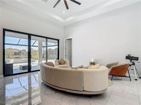 427 NW 7th Ave, Cape Coral FL - photo 15 of 50
