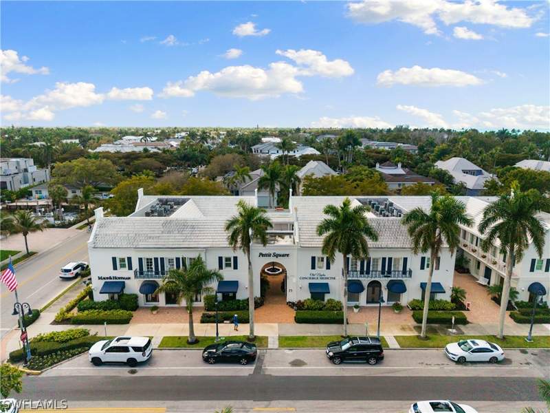 3 bedroom Condominium at 292 14th Ave S A, Pettit Square, Naples — photo 3