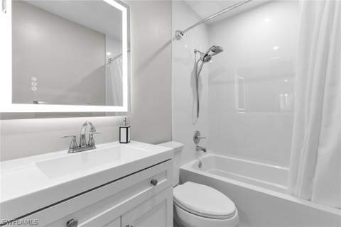 5245 Treetops Dr, Naples FL - photo 11 of 18
