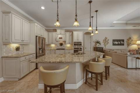 9505 Campanile Cir, Naples FL - photo 7 of 50