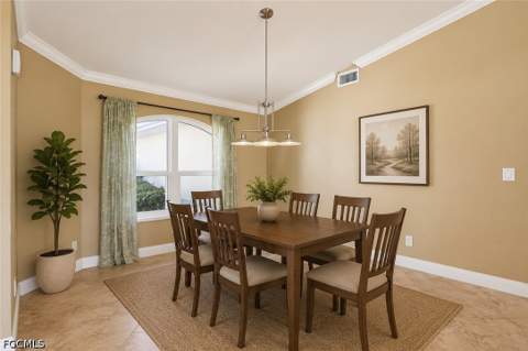 5118 Harrogate Ct, Naples FL - photo 9 of 34
