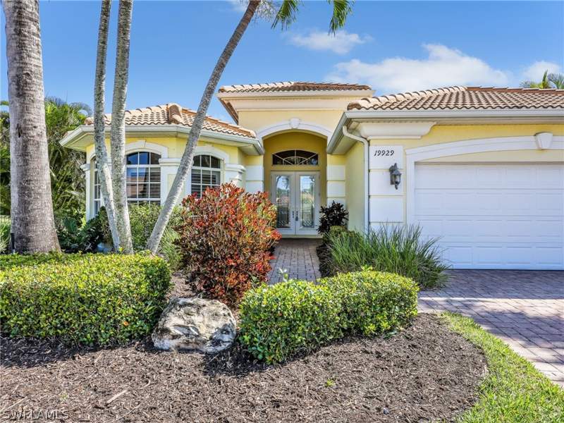3 bedroom SingleFamilyResidence at 19929 Casa Verde Way, Belle Lago, Estero — photo 3