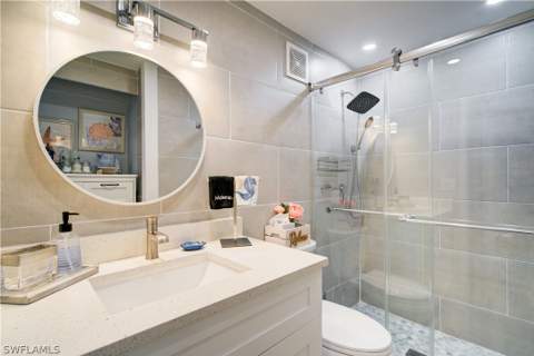 5322 Treetops Dr I, Naples FL - photo 10 of 16