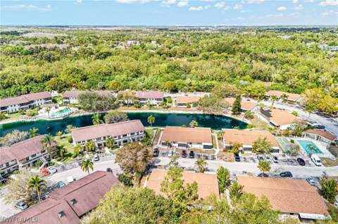 5322 Treetops Dr I, Naples FL - photo 13 of 16