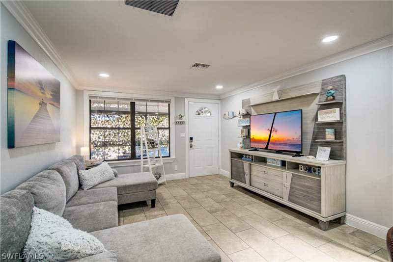 1 bedroom Condominium at 5322 Treetops Dr I, Treetops Of Naples, Naples — photo 4