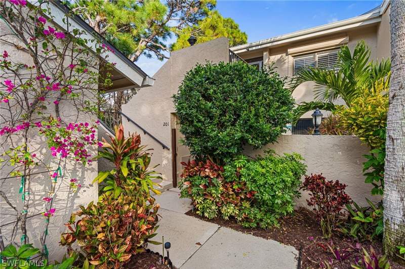 2 bedroom Condominium at 15470 Cedarwood Ln 201, Sandy Pines, Naples — photo 2