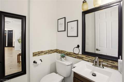 2104 NE 9th Pl, Cape Coral FL - photo 11 of 45