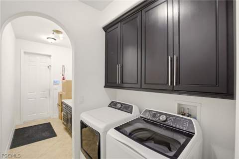 2104 NE 9th Pl, Cape Coral FL - photo 13 of 45