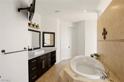 2104 NE 9th Pl, Cape Coral FL - photo 18 of 45