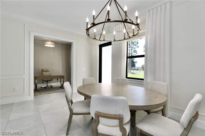 4 bedroom SingleFamilyResidence at 2017 47th Ave NE, Golden Gate Estates, Naples — photo 2