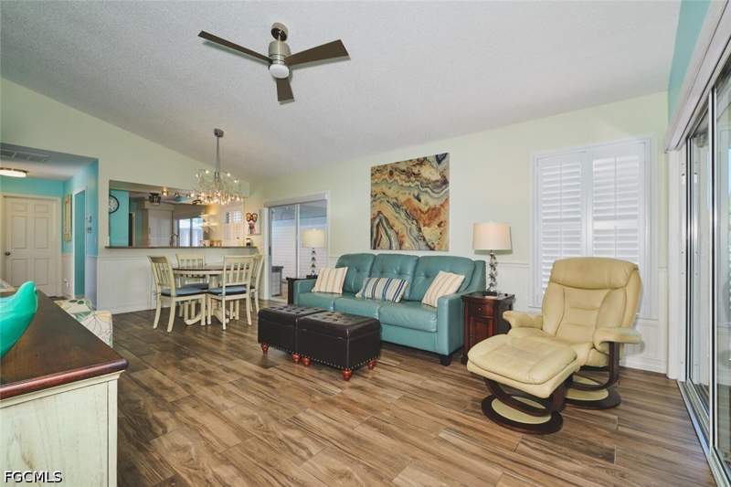 3 bedroom Detached at 14652 Sagamore Ct, Sagamore Court, Fort Myers — photo 2