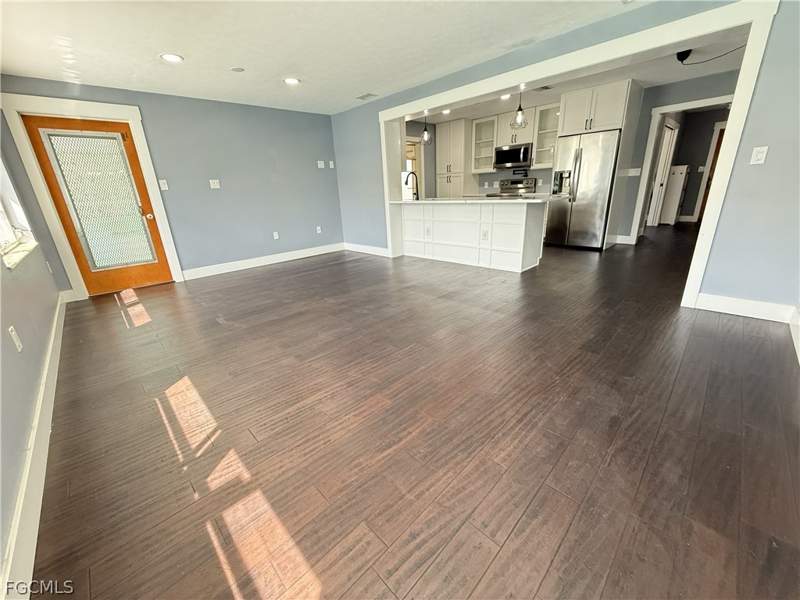 3 bedroom SingleFamilyResidence at 1534 Ricardo Ave, McGregor Estates, Fort Myers — photo 4