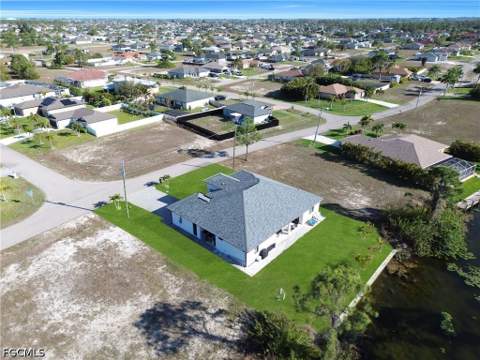 2804 NW 26th Ave, Cape Coral FL - photo 11 of 50