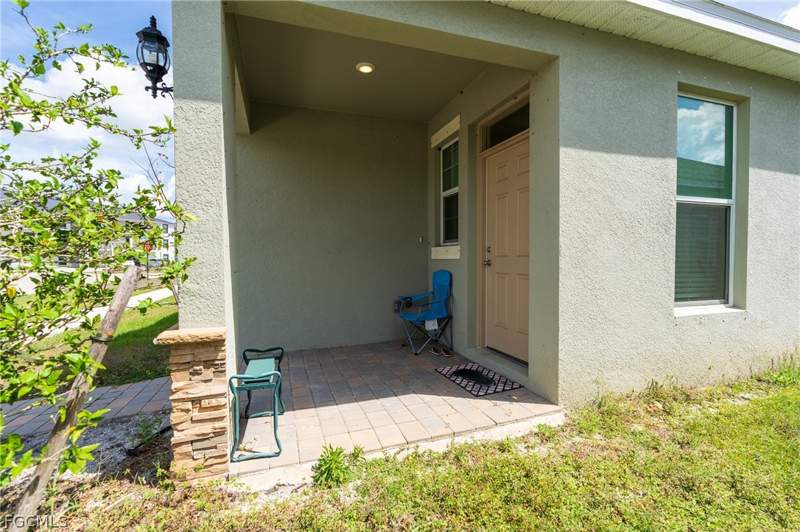 3 bedroom SingleFamilyResidence at 802 Friendship Cir, Belle Arbor, Labelle — photo 2