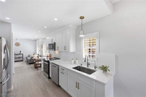 13205 Sherburne Cir 201, Bonita Springs FL - photo 10 of 41