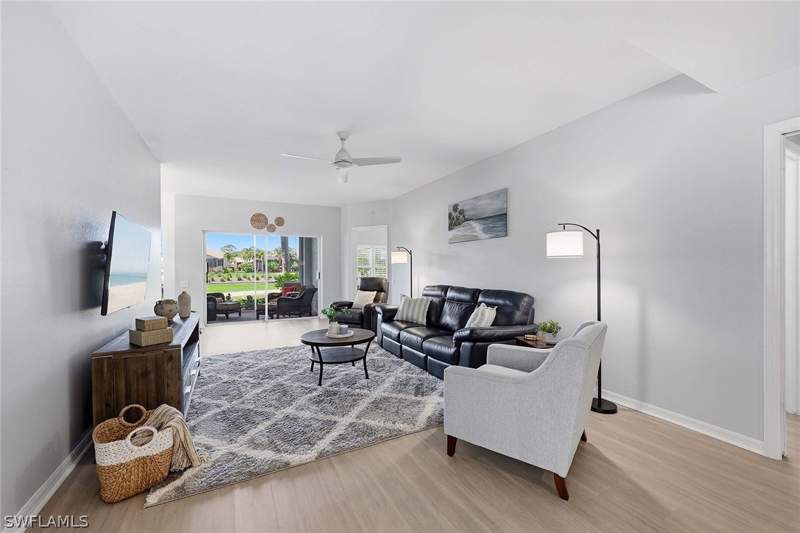 2 bedroom Condominium at 13205 Sherburne Cir 201, Worthington, Bonita Springs — photo 2