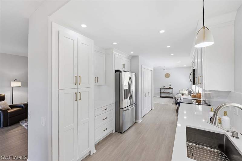 2 bedroom Condominium at 13205 Sherburne Cir 201, Worthington, Bonita Springs — photo 4