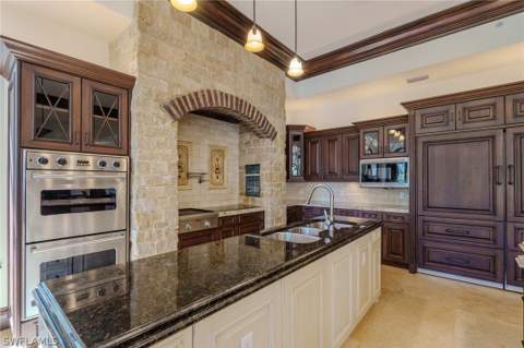 200 S Golf Dr, Naples FL - photo 15 of 50