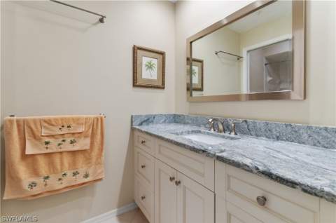 13916 Southampton Dr 3403, Bonita Springs FL - photo 18 of 38