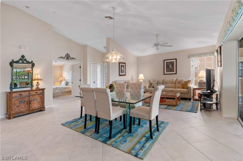 2 bedroom Condominium at 13916 Southampton Dr 3403, Wedgewood Fountain, Bonita Springs — photo 4