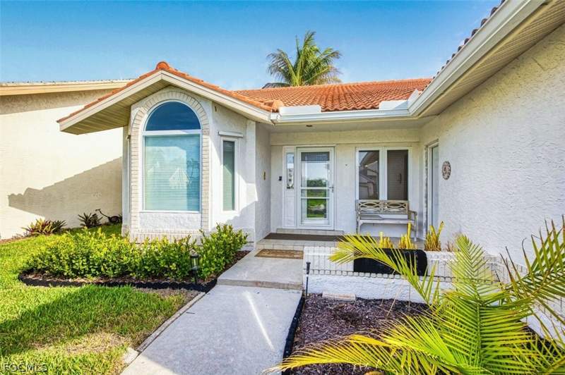 3 bedroom SingleFamilyResidence at 12416 Kelly Sands Way, Kelly Greens, Fort Myers — photo 2