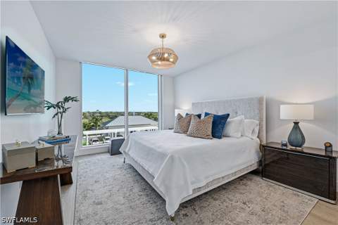 13935 Old Coast Rd 406, Naples FL - photo 19 of 50