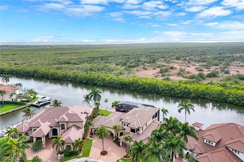 4 bedroom SingleFamilyResidence at 5703 Yardarm Ct, Cape Harbour, Cape Coral — photo 4
