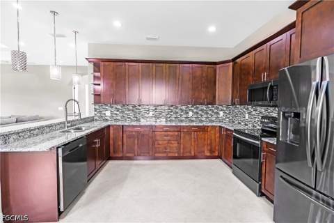 1105 James Ave, Lehigh Acres FL - photo 20 of 50