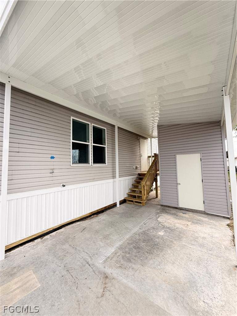 3 bedroom ManufacturedHome at 827 Peaceful Dr, Lazy Days Mobile Village, North Fort Myers — photo 3