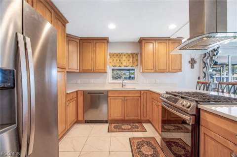 13470 Caribbean Blvd, Fort Myers FL - photo 11 of 34