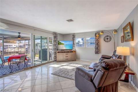 13470 Caribbean Blvd, Fort Myers FL - photo 7 of 34