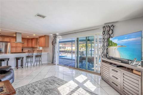 13470 Caribbean Blvd, Fort Myers FL - photo 8 of 34