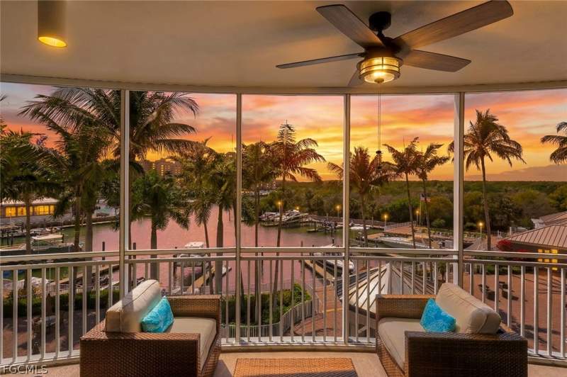 4 bedroom Condominium at 13675 Vanderbilt Dr 406, Aqua, Naples — photo 3