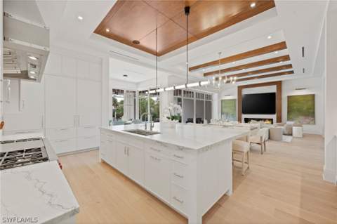408 16th Ave S, Naples FL - photo 9 of 36