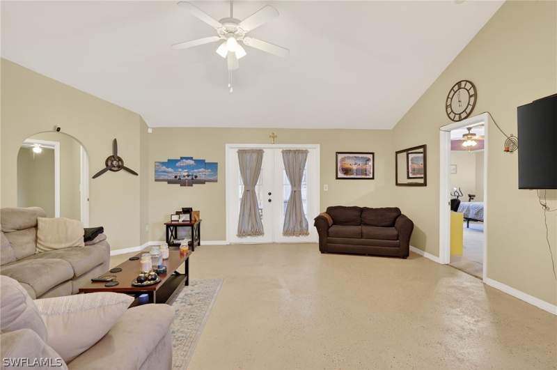 3 bedroom SingleFamilyResidence at 3513 14th St W, Lehigh Acres, Lehigh Acres — photo 4