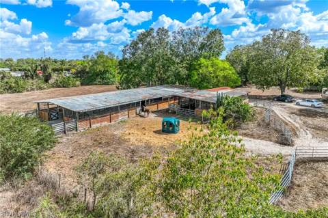 26118 Cutting Horse Ln, Bonita Springs FL - photo 10 of 21