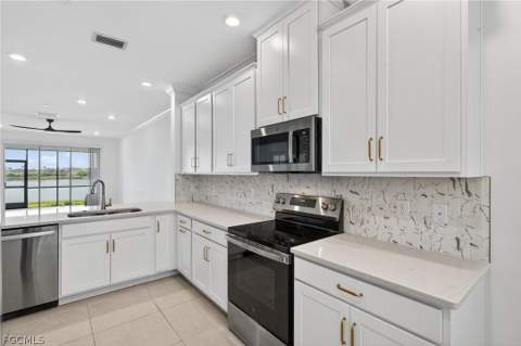 11751 Venetian Lagoon Dr 101, Fort Myers FL - photo 15 of 50