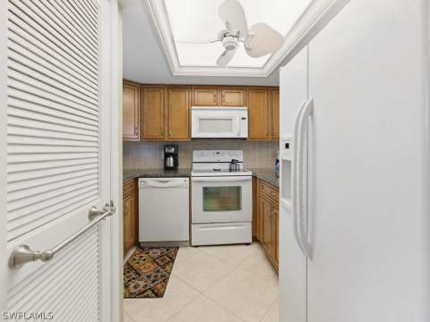 351 Charlemagne Blvd B208, Naples FL - photo 11 of 28