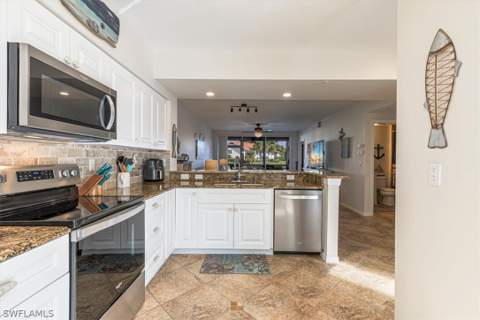 4960 Deerfield Way E103, Naples FL - photo 6 of 28