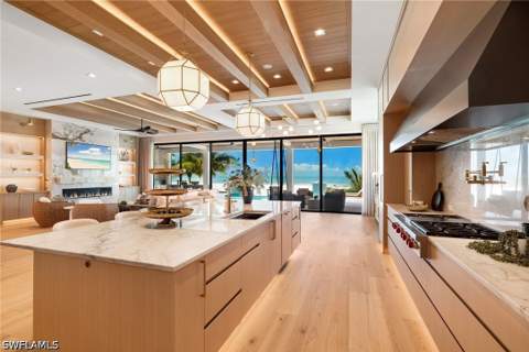 6100 Court St, Fort Myers Beach FL - photo 8 of 50