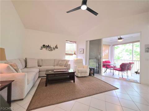 12070 Summergate Cir 201, Fort Myers FL - photo 19 of 40