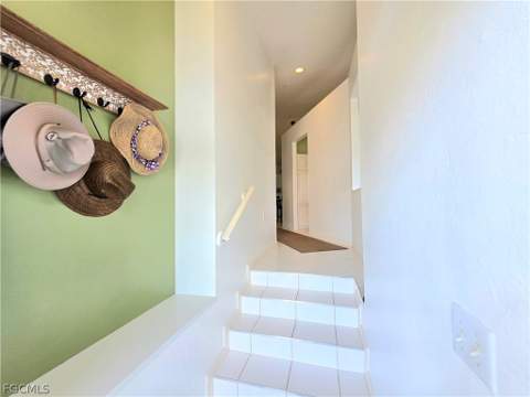 12070 Summergate Cir 201, Fort Myers FL - photo 6 of 40